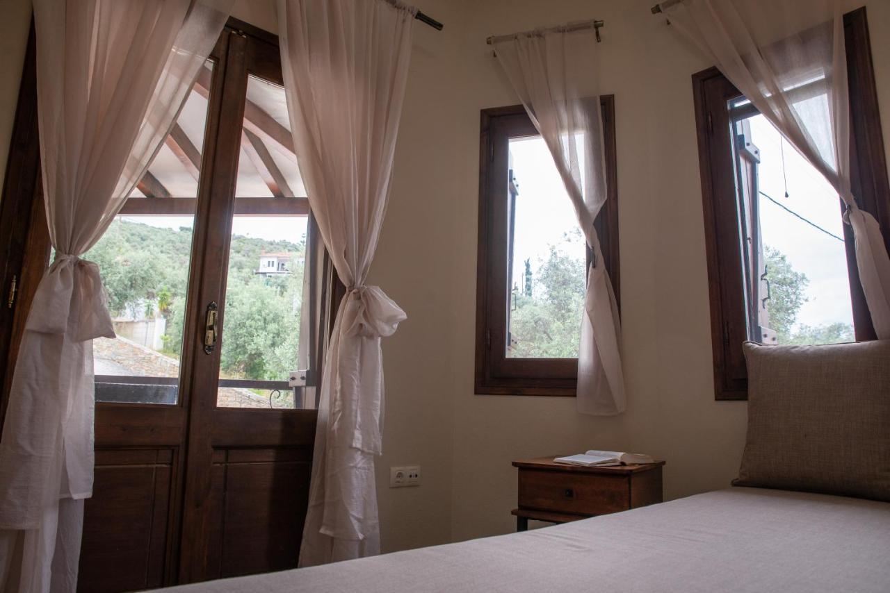 Symmetron Suites Kalamos  Exterior photo