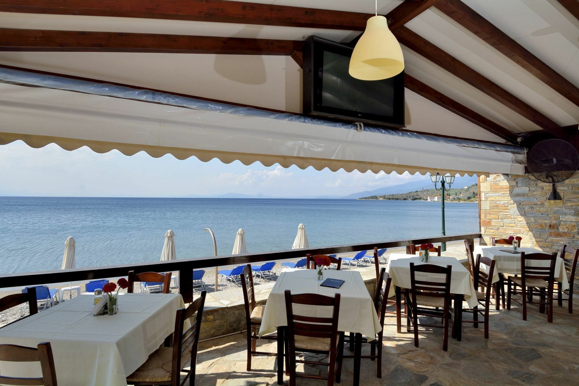Symmetron Suites Kalamos  Exterior photo