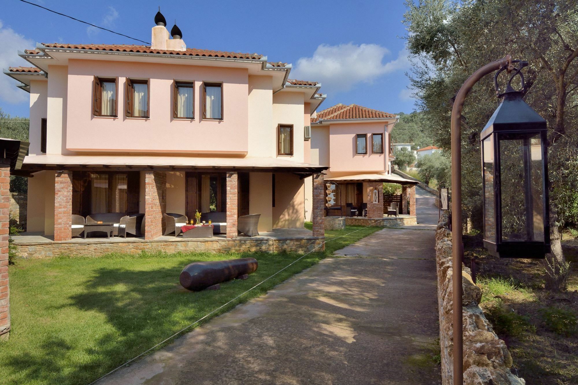Symmetron Suites Kalamos  Exterior photo